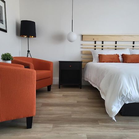 Motel Au Rocher Du Cap Cap-Saint-Ignace エクステリア 写真