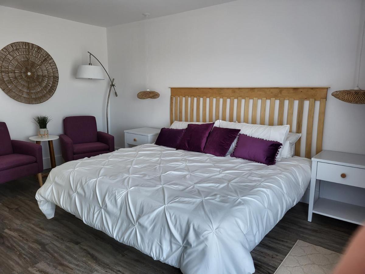 Motel Au Rocher Du Cap Cap-Saint-Ignace エクステリア 写真