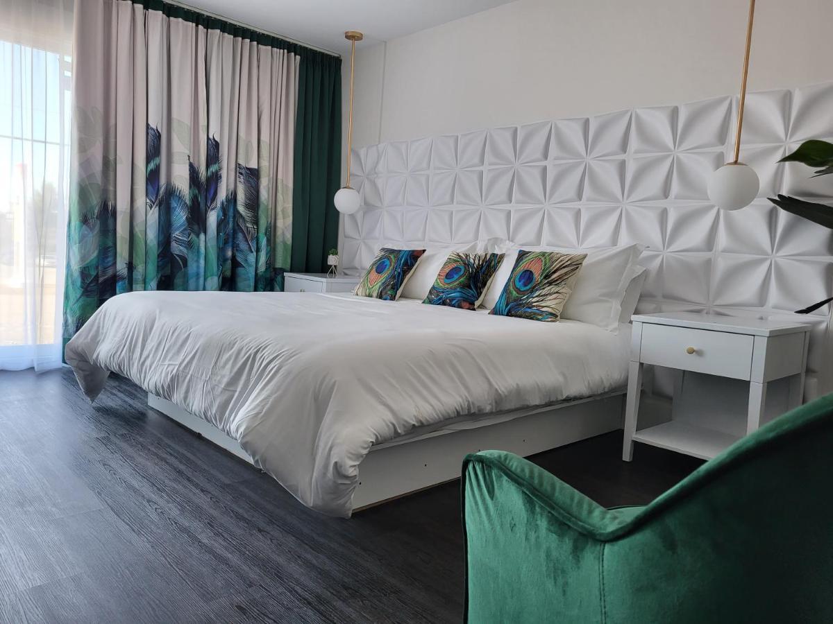 Motel Au Rocher Du Cap Cap-Saint-Ignace エクステリア 写真