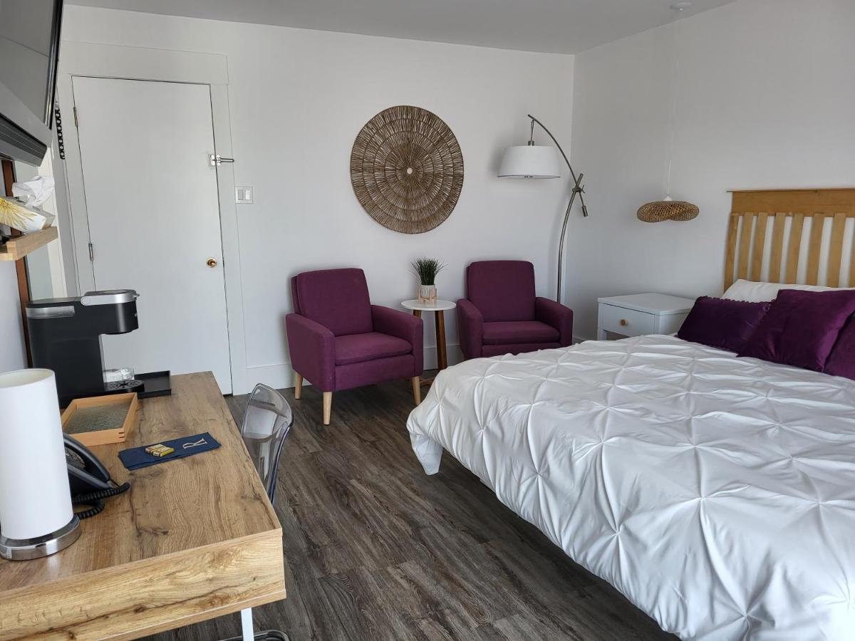 Motel Au Rocher Du Cap Cap-Saint-Ignace エクステリア 写真